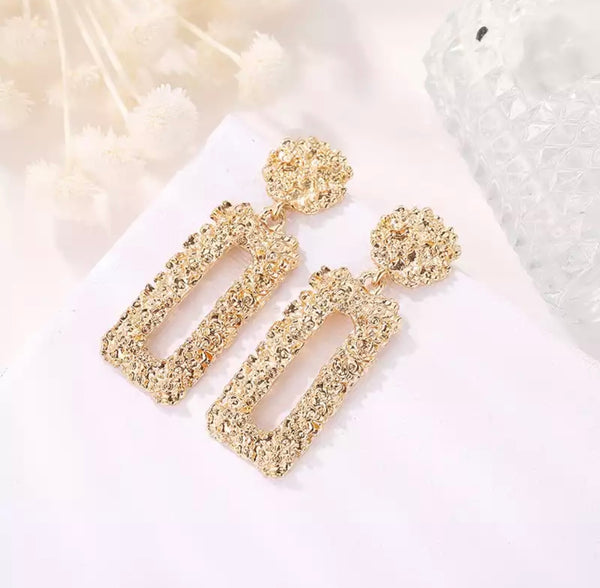 Naomi Drop Earrings